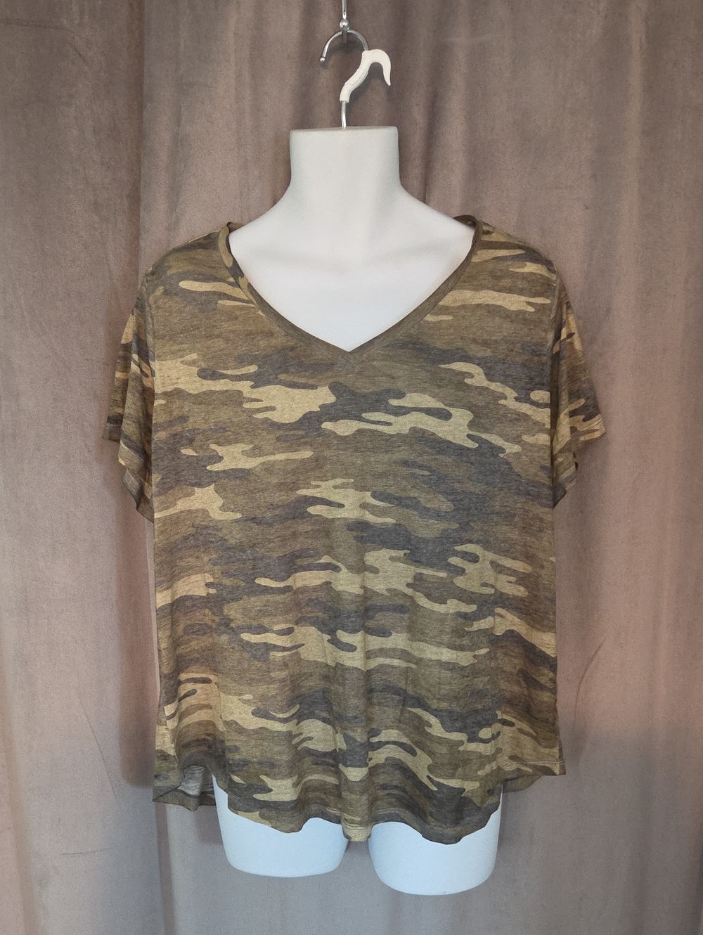 Style & Co. 3X Olive and Tan Camo V-Neck Short Sleeve Tee